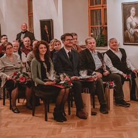 Zväčšiť fotografiu - Múzy ich spojili v dubnickom kaštieli - TSK_POSPB_Múzy nás spájajú_mini-36